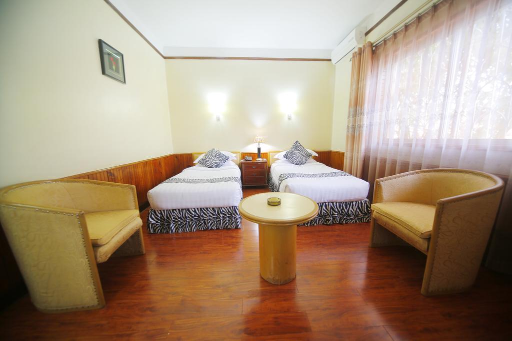 Shangri-La Hotel Uganda คัมพาลา ภายนอก รูปภาพ