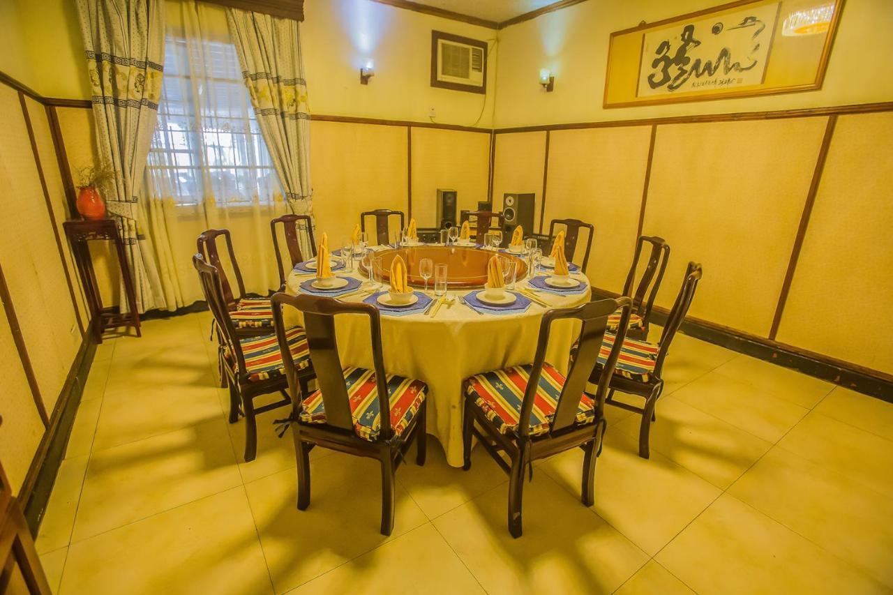Shangri-La Hotel Uganda คัมพาลา ภายนอก รูปภาพ