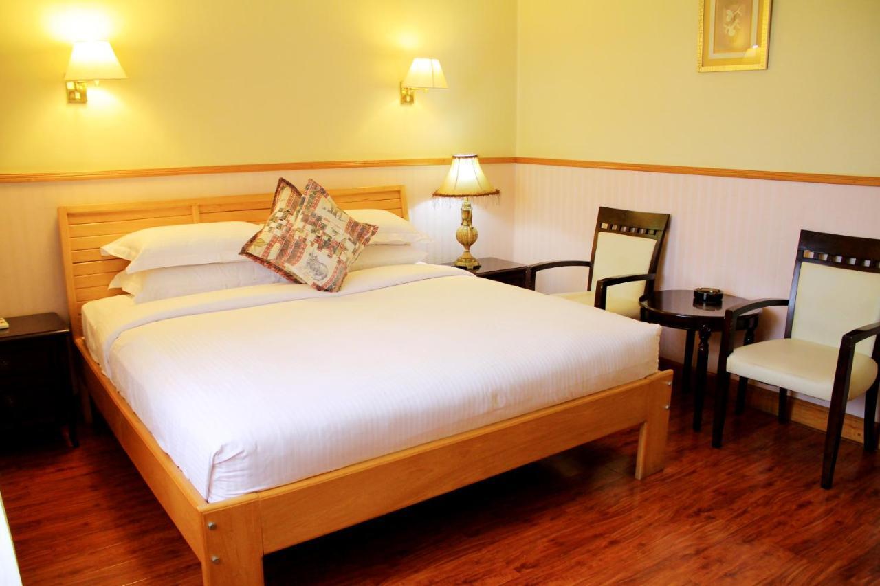 Shangri-La Hotel Uganda คัมพาลา ภายนอก รูปภาพ